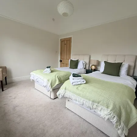 Garden Apartment, With Parking