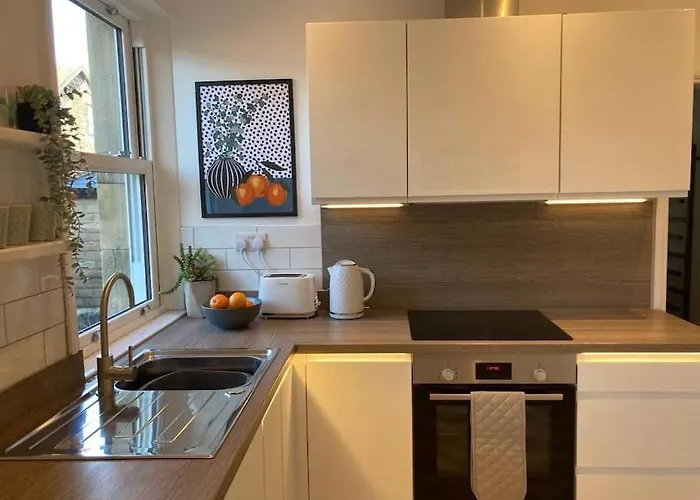 Garden Apartment, With Parking Daire